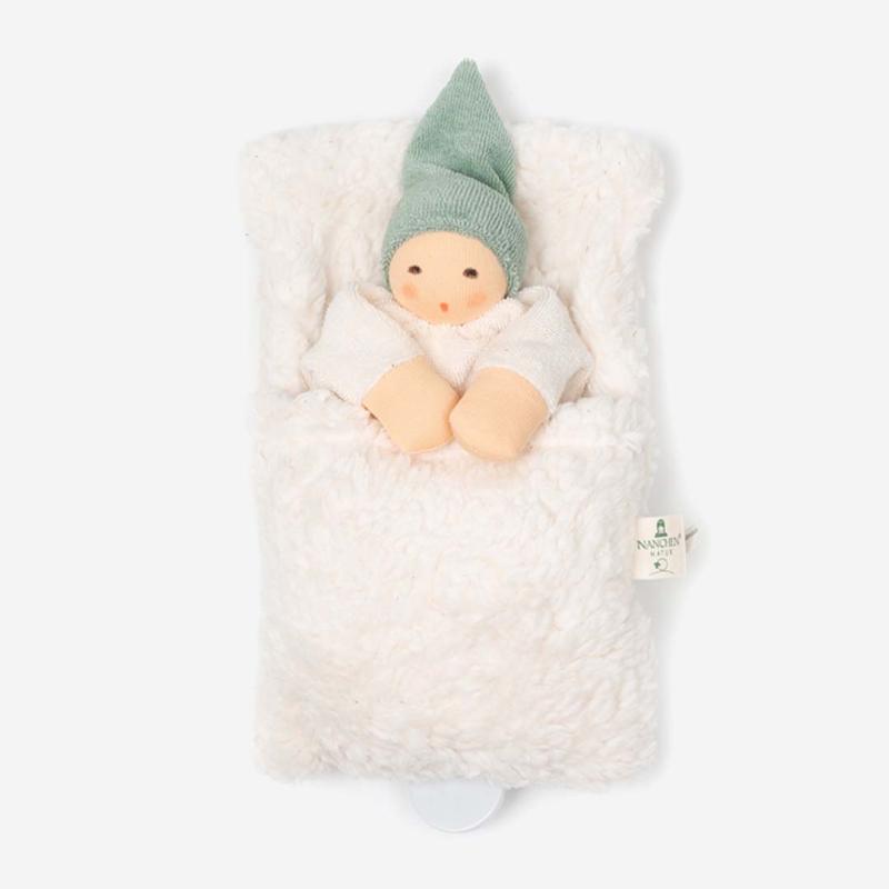 Baby Spieluhrbett Nucki von Nanchen aus Bio-Baumwolle in salbei