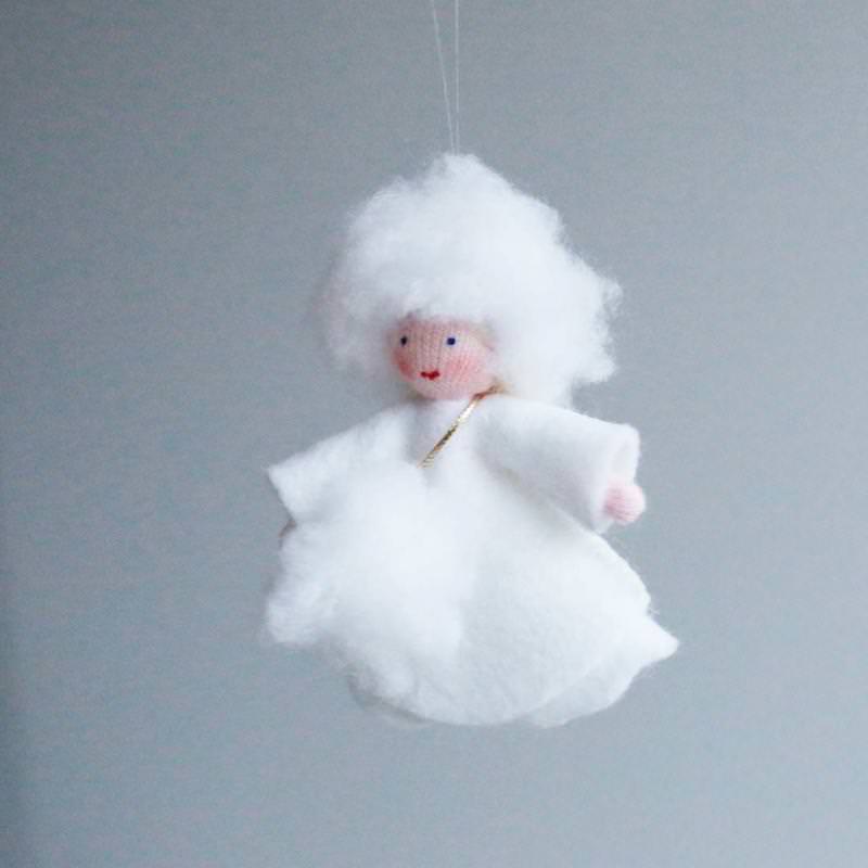 Filzpüppchen Schneeflocke hängend Selma