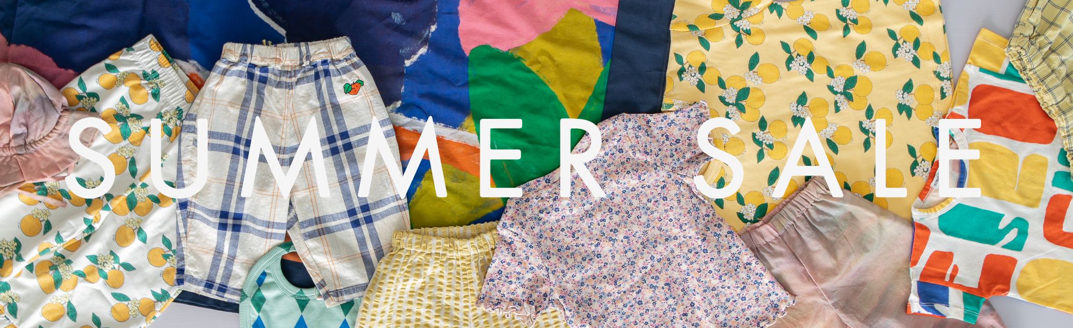 Kleidung für Babys und Kinder aus Bio-Baumwolle, Wolle und Seide