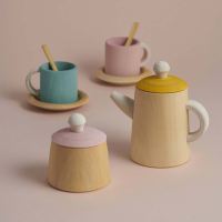 Teeservice aus Holz senfgelb/pink