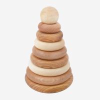 Stapelturm von Wooden Story in natur