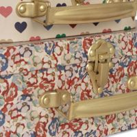 konges slojd spielkoffer coeur colore detail