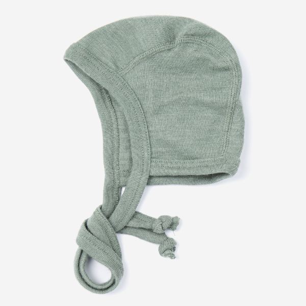 Baby Häubchen von Lilano aus Wolle/Seide in sage green