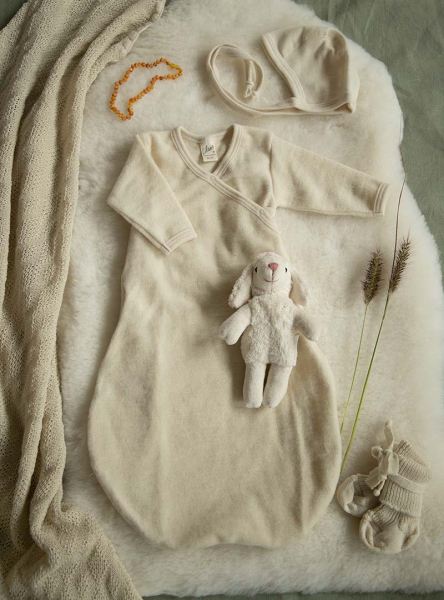 Baby Wickelschlafsack von Lilano aus Wollfrottee-Plsch | Lila Lmmchen  Onlineshop