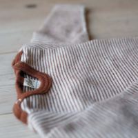 Strampelanzug mit Fuß von Lilano aus Wolle/Seide in Ringel rustStrampelanzug mit Fuß von Lilano aus Wolle/Seide in Ringel rust 6