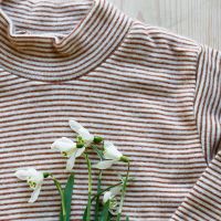 Kinder Shirt Ringel Stehkragen Wolle/Seide von Lilano in rust geringelt