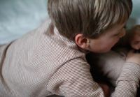 Kinder Shirt Ringel Stehkragen Wolle/Seide von Lilano in rust geringelt