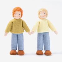 Blumenkinder Puppenstuben Junge rotes Haar, oliv/hellblau 2
