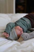 Baby Häubchen Wolle/Seide Ringel