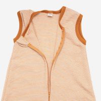 Ärmelfreier Baby Schlafsack von Lilano aus Wolle/Seide in Ringel curry 2