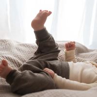 Babyhose von Engel aus Wolle/Seide in walnuss