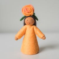Filzpüppchen Blumenkind Rose orange 3