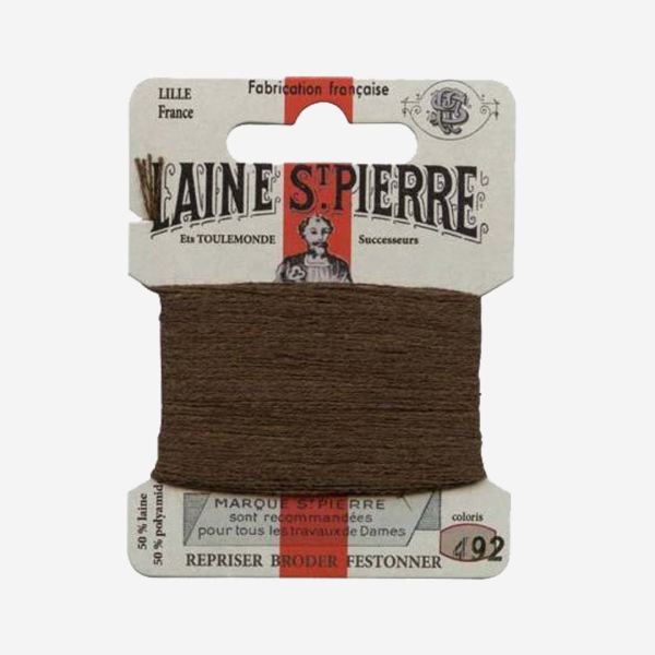 Stopfgarn von Laine Saint-Pierre in braun Farbnummer 492