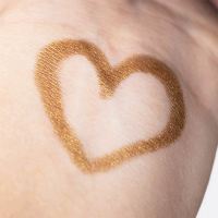 Kinder Schminkstift von Namaki Cosmetics in gold 2