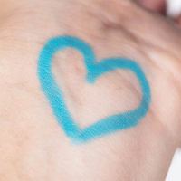 Kinder Schminkstift von Namaki Cosmetics in türkis 2