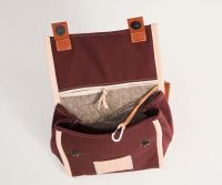 Schultasche Aubergine von Hänska aus Bio-Baumwolle oben