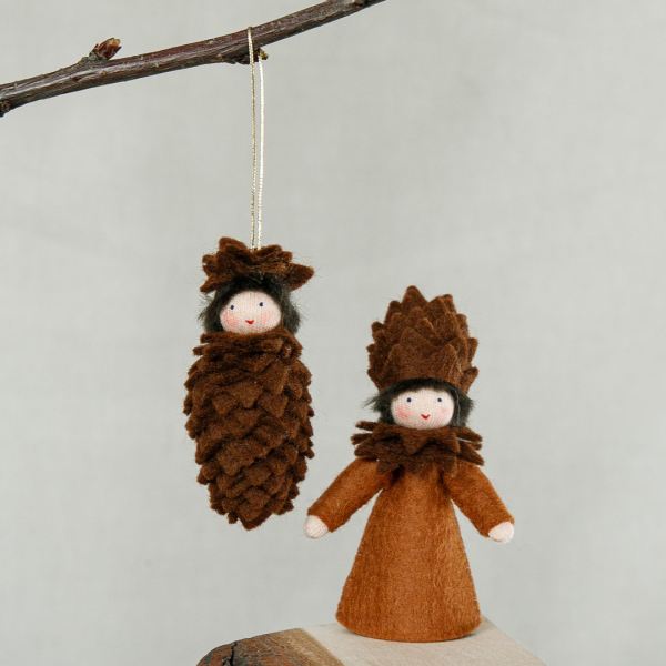 Blumenkind Tannenzapfen