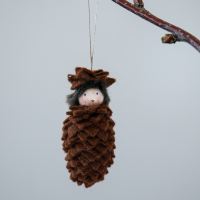 Blumenkind Tannenzapfen