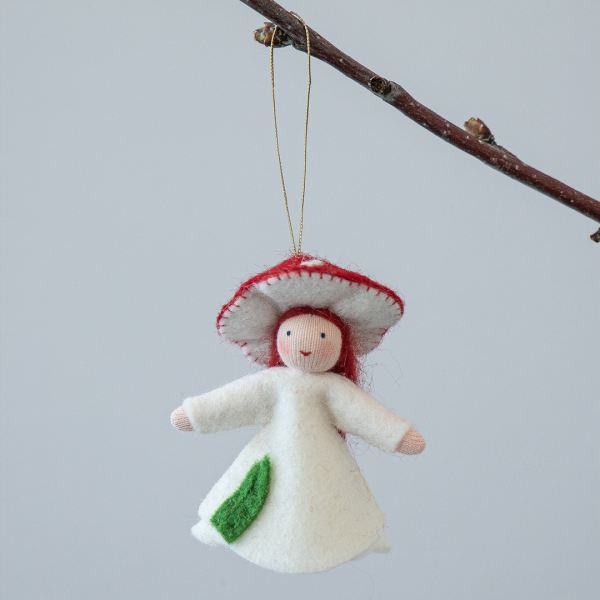 Blumenkind Fliegenpilz hängend