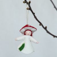 Blumenkind Fliegenpilz hängend