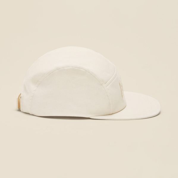 undyed
